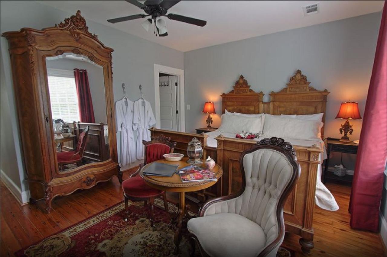 Bama Bed And Breakfast - Chimes Suite Tuscaloosa Exterior photo